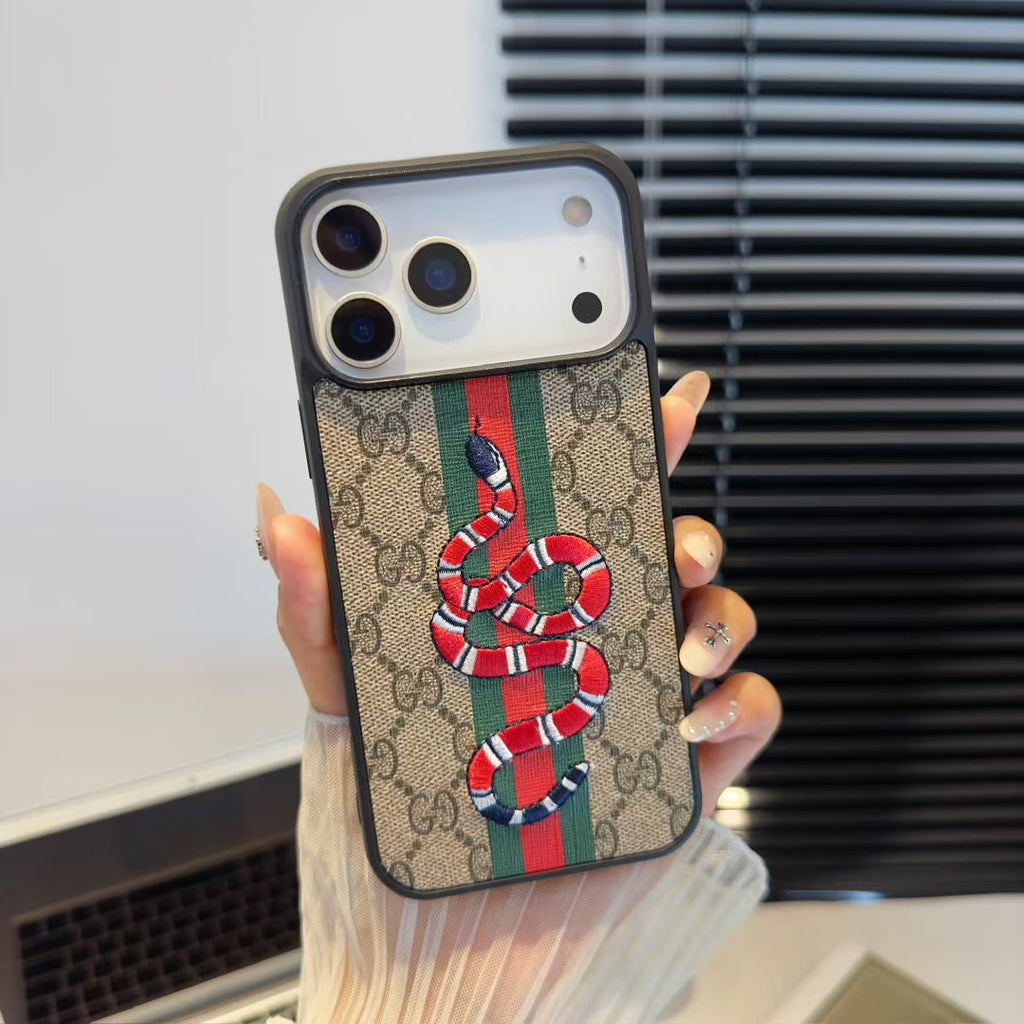 Snake IPhone 17 Case