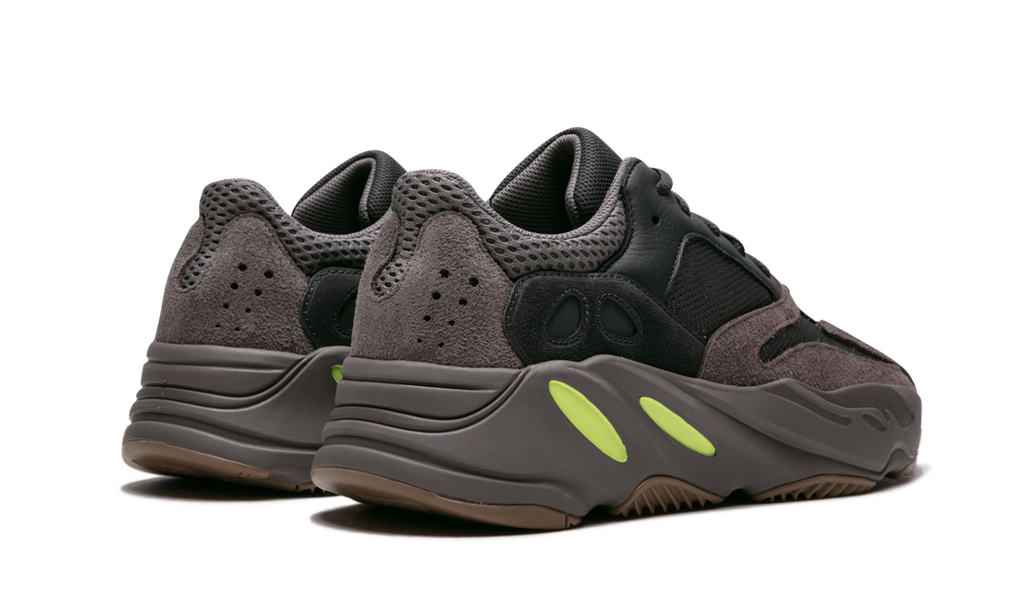 Yeezy Boost 700 "Mauve" EE9614
